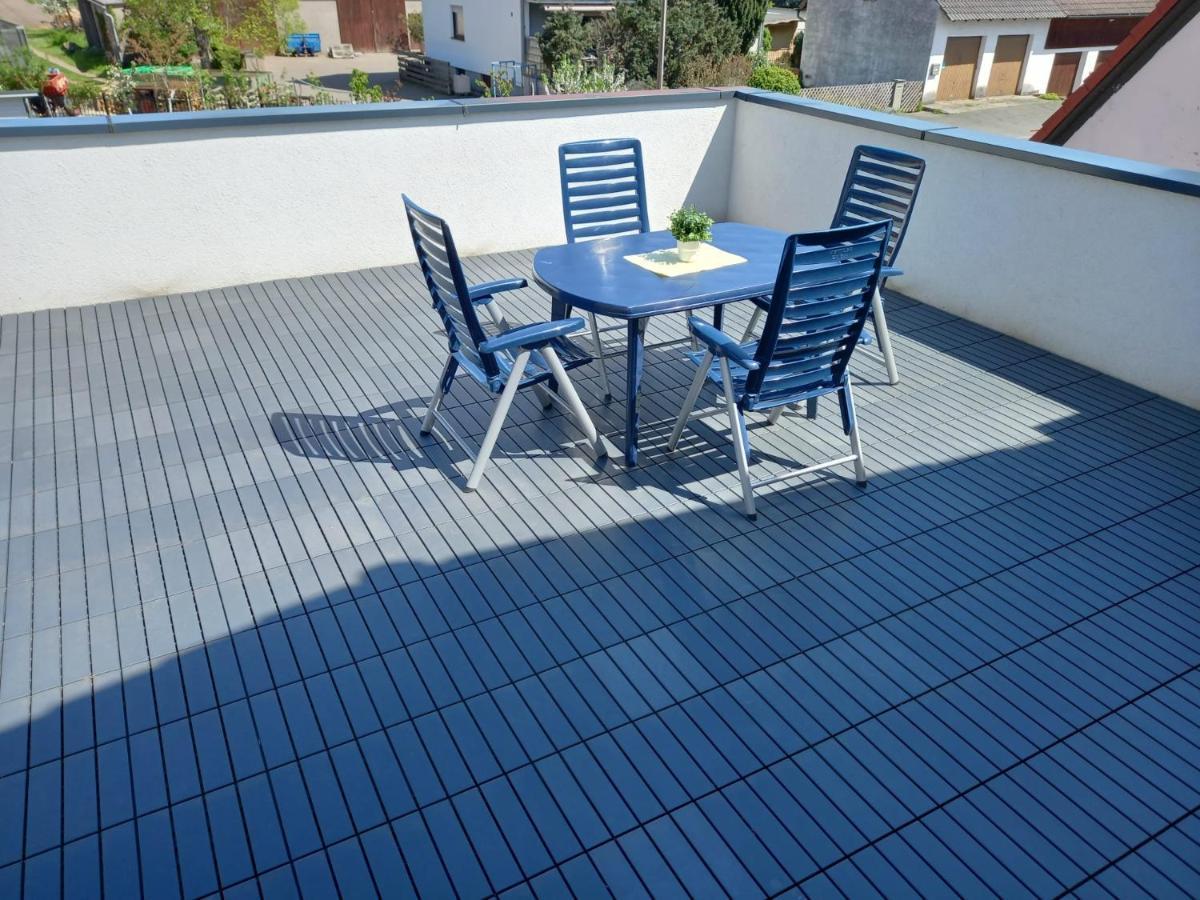 Neubau Appartement Mit Terasse, Privater Eingang,Parkplatz,Kueche Fürth Zewnętrze zdjęcie